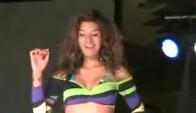 Chicas bellas sexys bailando reggaeton
