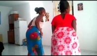 Cote D'IVOIRE Ladies Dancing To Baikoko