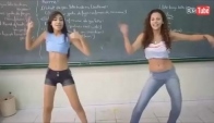 Hot girls Funk Dance In School