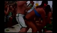 Perreo party dance in the beach