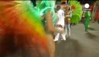 Samba Rio's extravagant Carnival in full swing