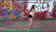 White Girl Dance Azonto